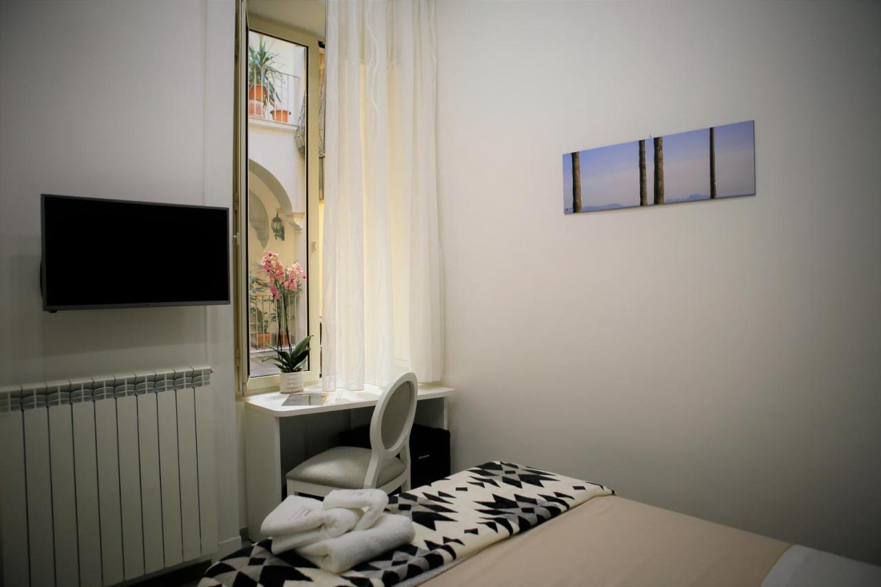 Hermes Rooms For Tourists Napoli Dış mekan fotoğraf